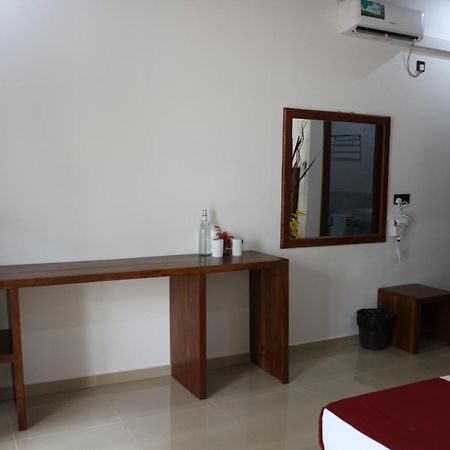 High Park Hotel Nilaveli Εξωτερικό φωτογραφία