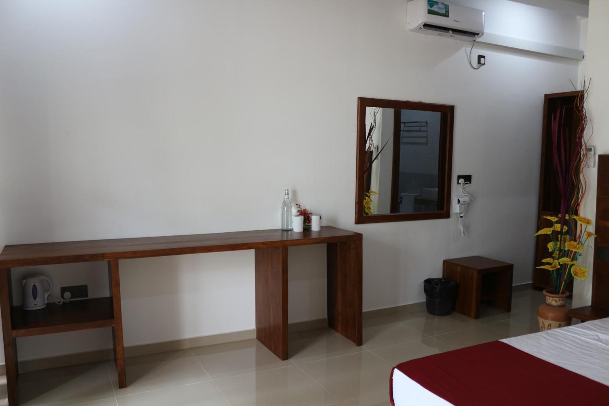 High Park Hotel Nilaveli Εξωτερικό φωτογραφία