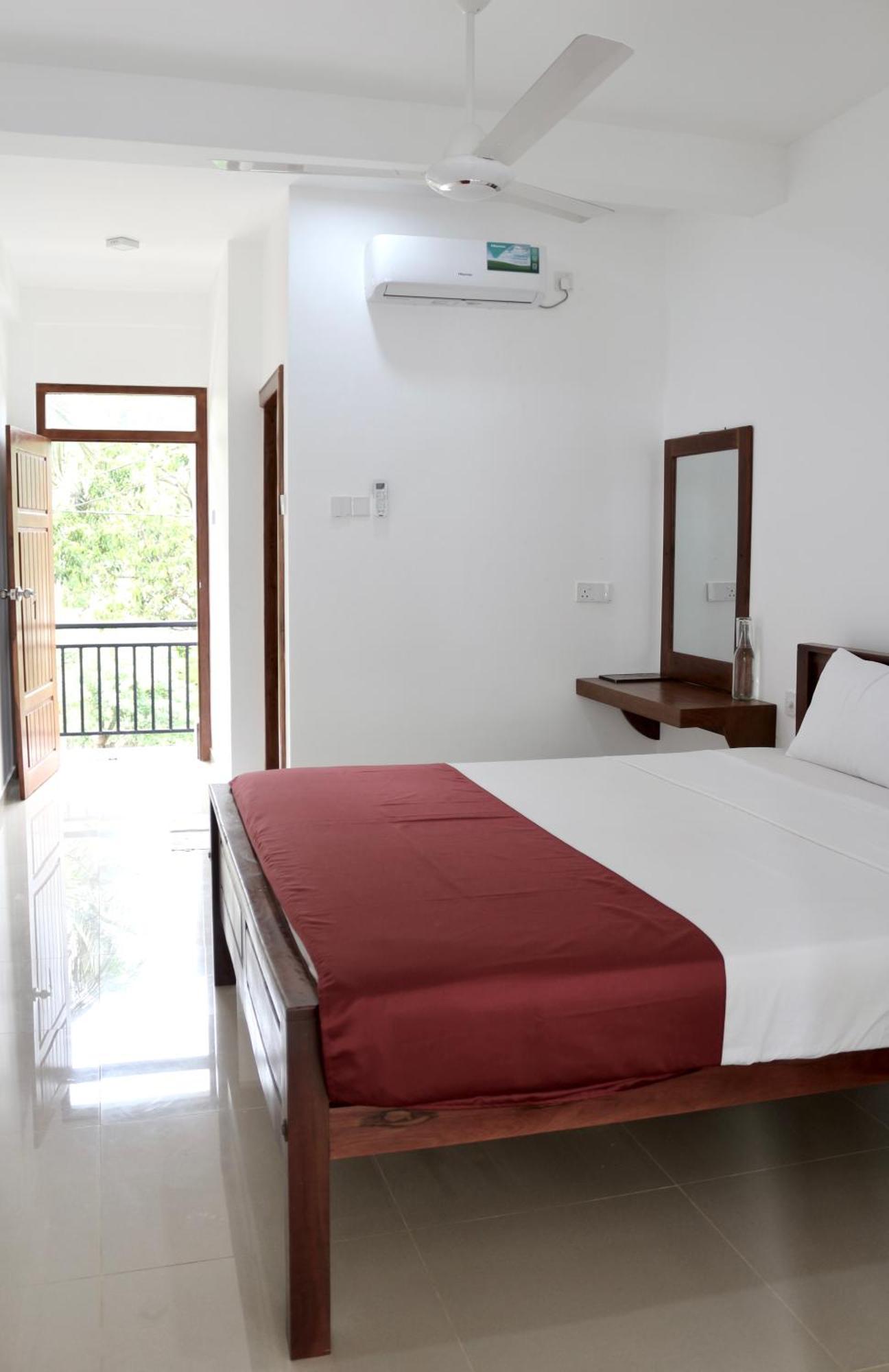 High Park Hotel Nilaveli Εξωτερικό φωτογραφία