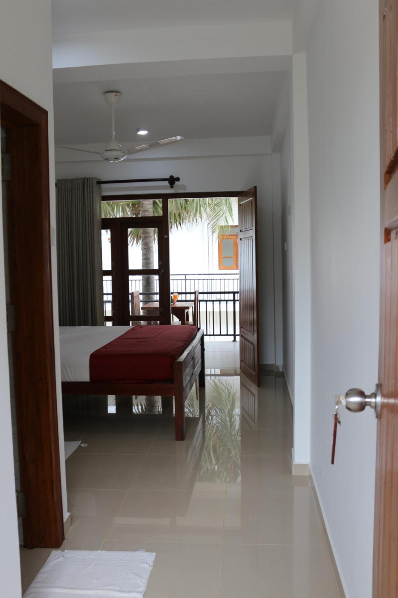 High Park Hotel Nilaveli Εξωτερικό φωτογραφία