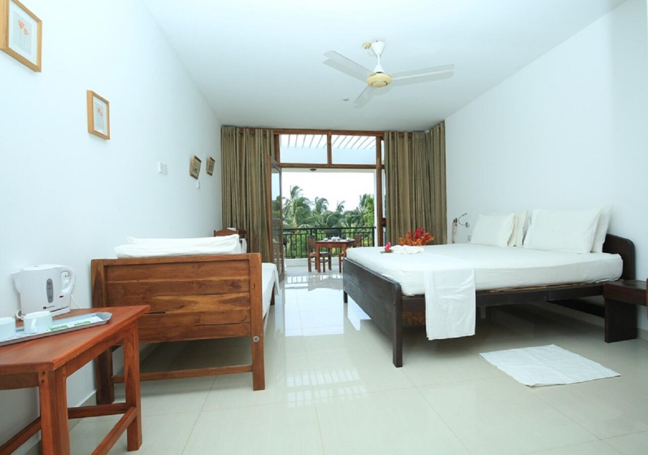 High Park Hotel Nilaveli Εξωτερικό φωτογραφία